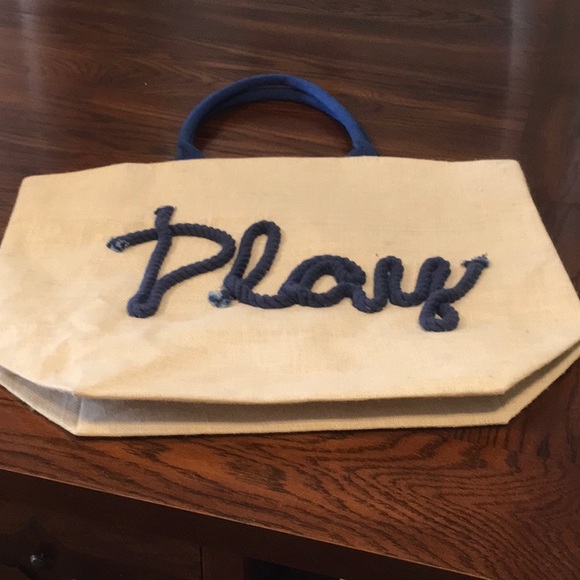 Tote - Picture 6 of 7